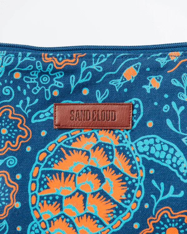 Reef Turtles Zipper Pouch