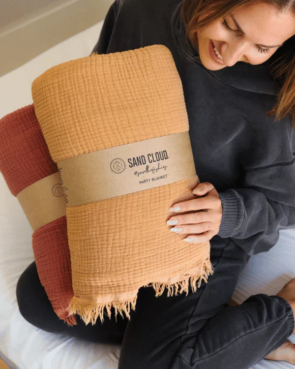 Lara Dusty Peach - PARTY BLANKET?