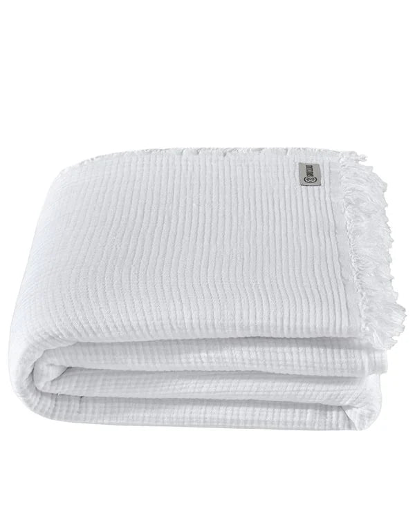 Lara White - PARTY BLANKET?