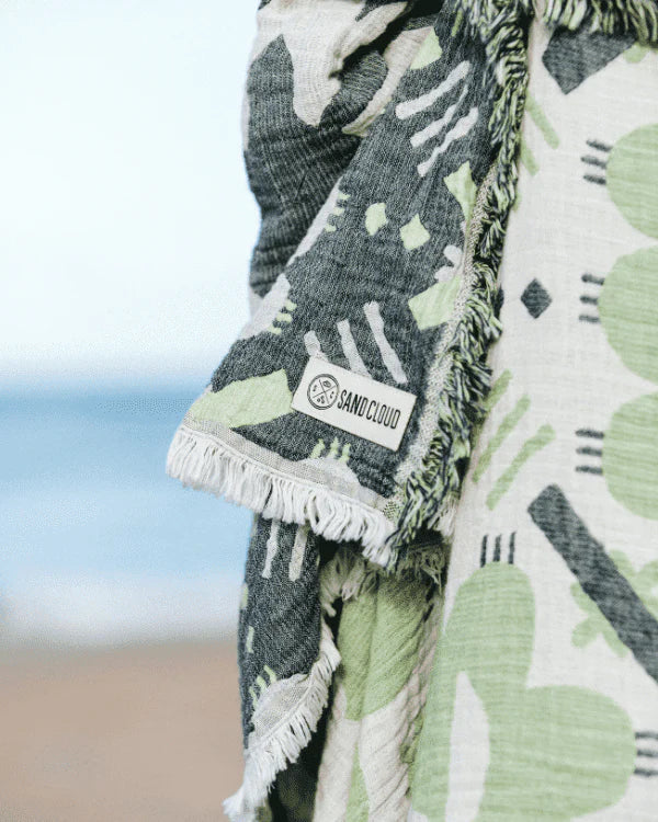 Caretta - PARTY BLANKET?