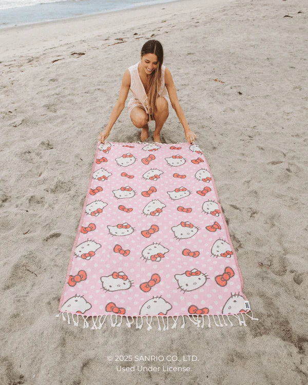 Hello Kitty? Dots
