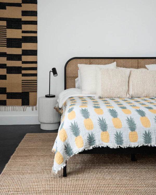 Pineapple - PARTY BLANKET?