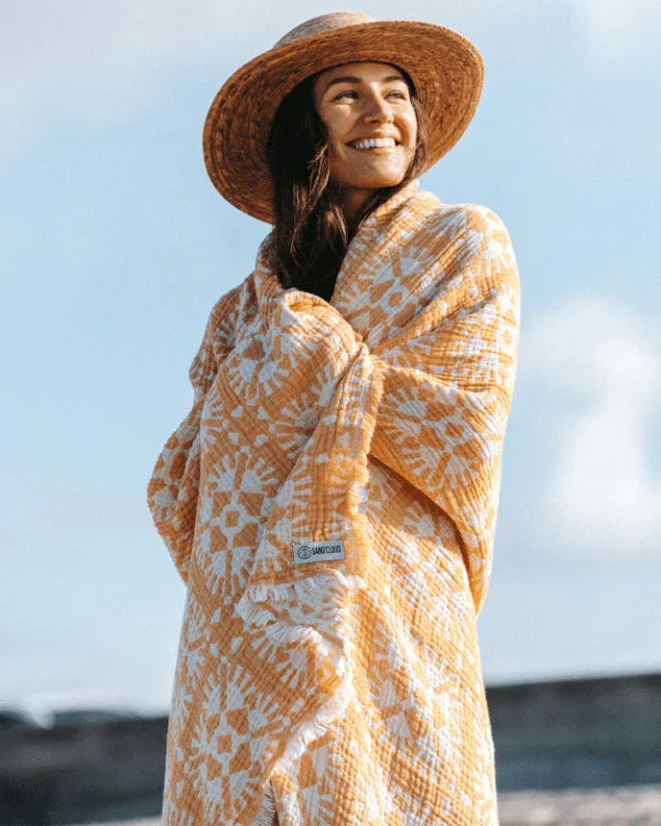 Yarrow - PARTY BLANKET?