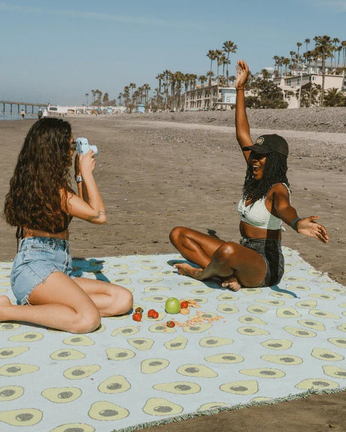 Avocado - PARTY BLANKET?