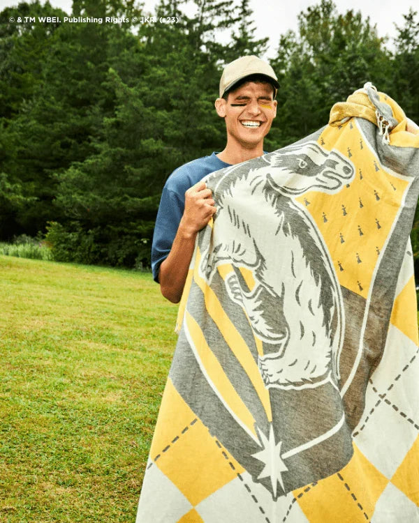 Hufflepuff? Crest Blanket