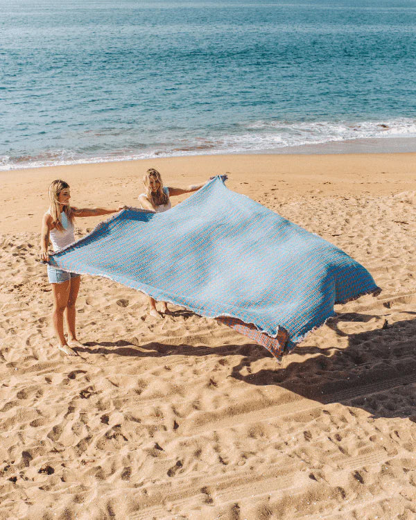 Whale Fin - PARTY BLANKET?