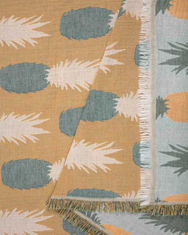 Pineapple - PARTY BLANKET?